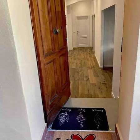 Serenita A Due Passi Dal Centro Apartment